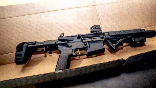 gooden-gun-photo-color-1.jpg 